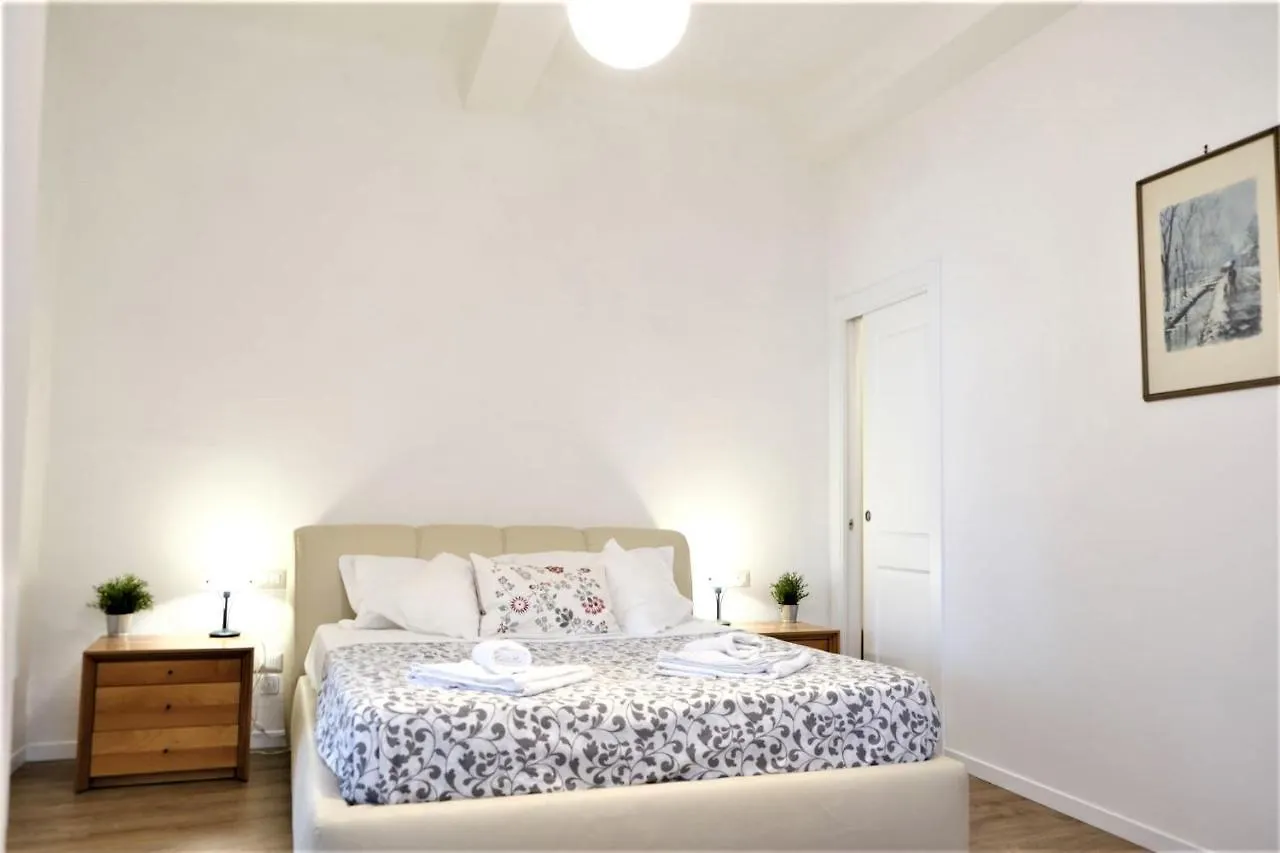 Wine Apartments Florence Morellino