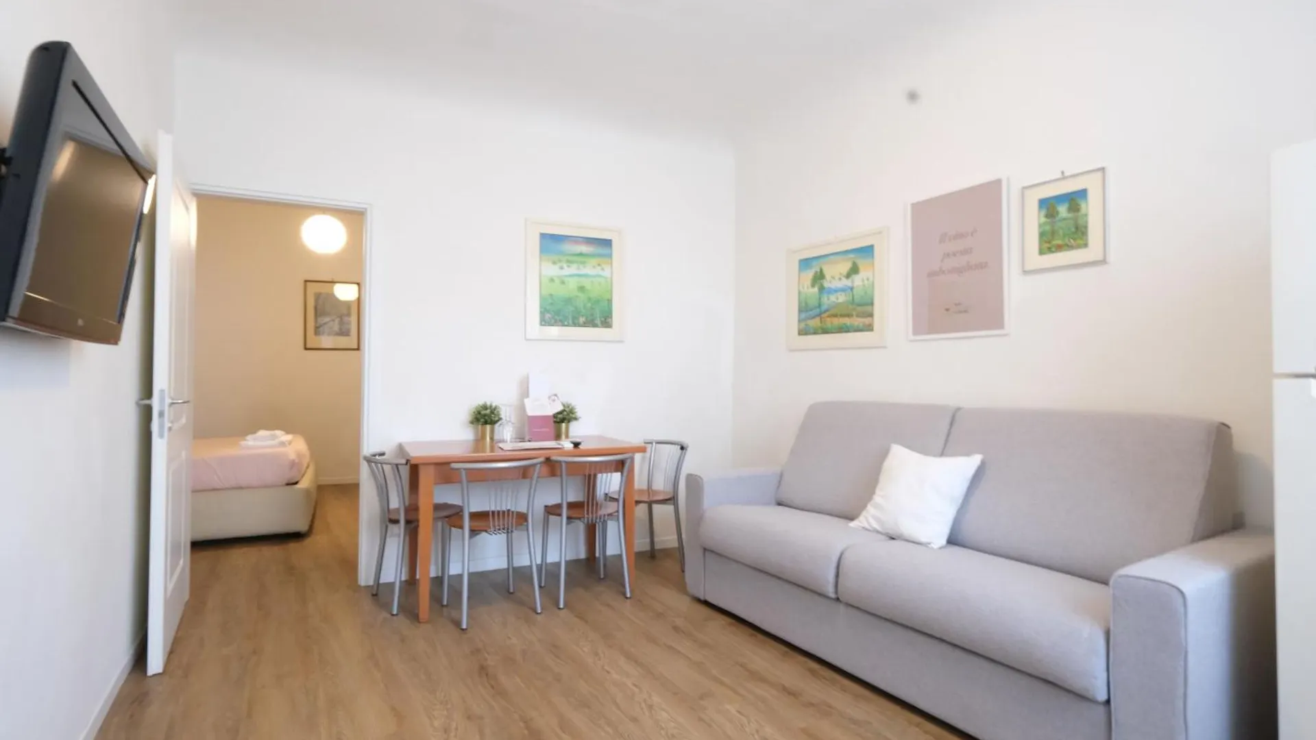 Wine Apartments Florence Morellino